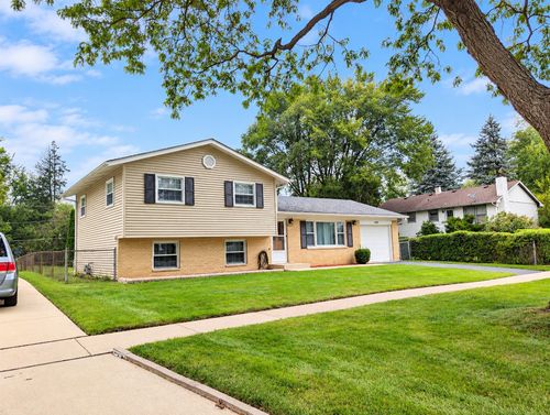 476 Raupp Blvd, Buffalo Grove, IL, 60089-3447 | Card Image