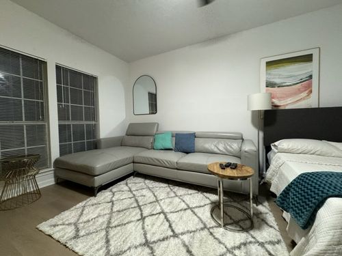 apt-201-400 Nagle St, College Station, TX, 77840-1439 | Card Image