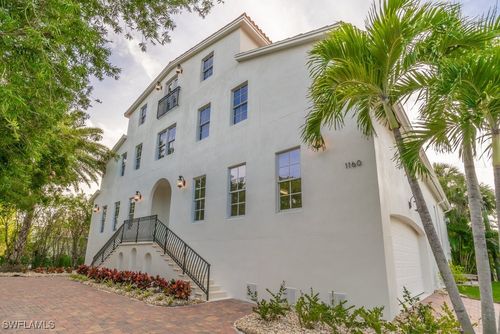 1160 8th St S, NAPLES, FL, 34102-7307 | Card Image