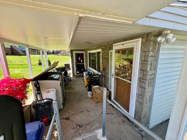 Front home's private porch | Image 9