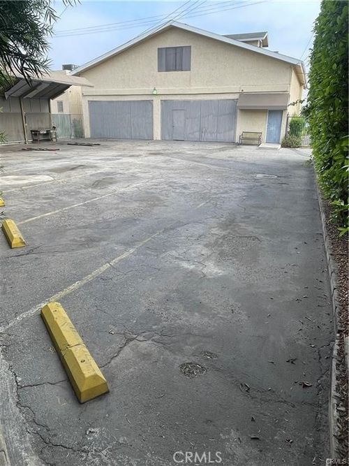 11750 187th St, Artesia, CA, 90701-5606 | Card Image