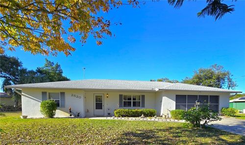 2520 W Greenlawn Rd, Avon Park, FL, 33825-9303 | Card Image