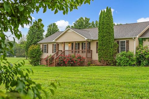 205 Jackson St, Cowan, TN, 37318-3366 | Card Image