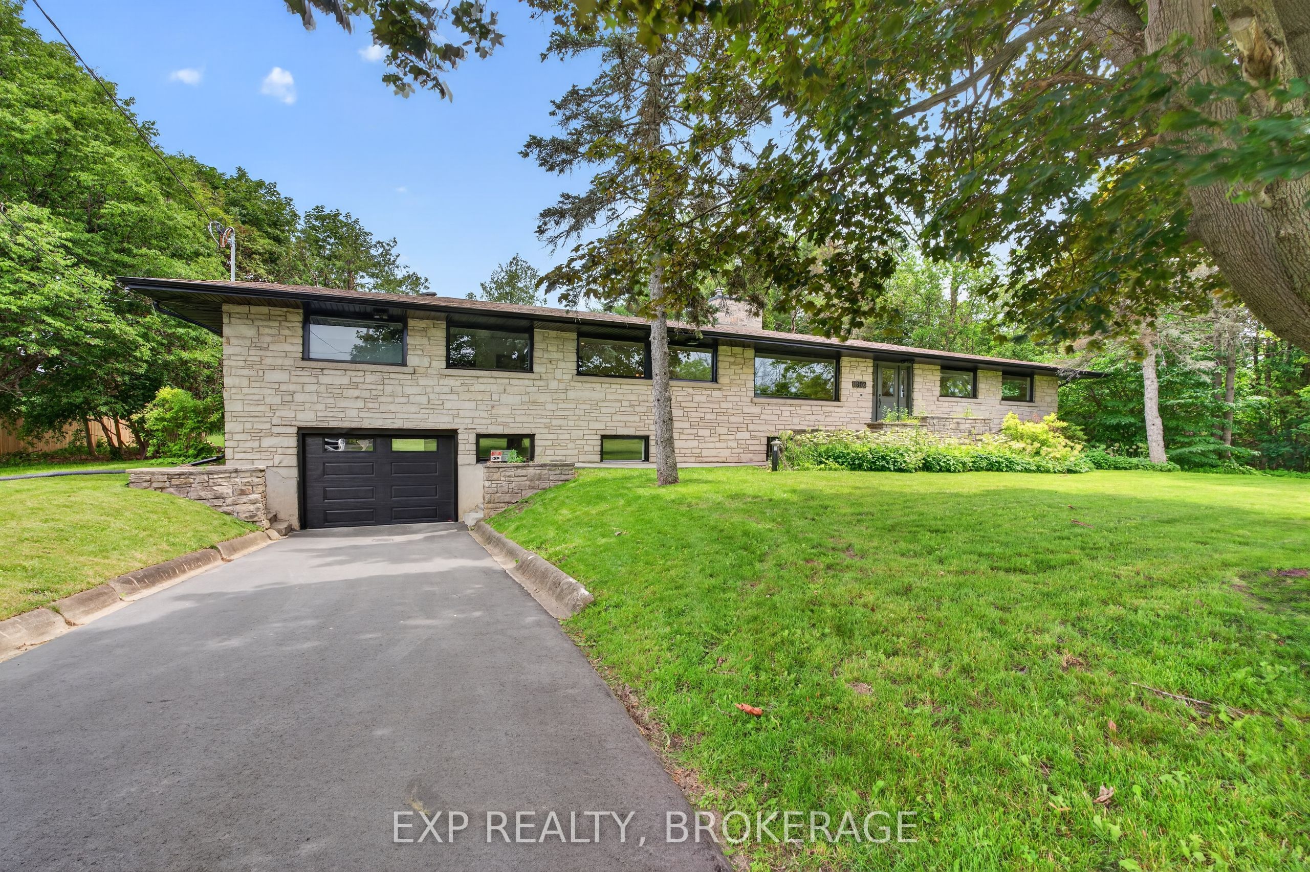 Residential in Kingston 3