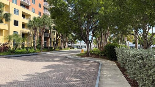 316-2775 Ne 187th St, Aventura, FL, 33180-2912 | Card Image