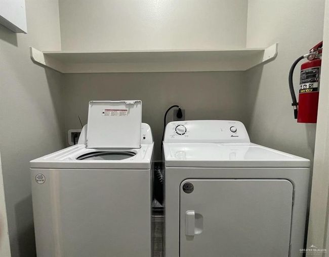 UNIT-3 - 2108 Davenport St, Condo with 3 bedrooms, 2 bathrooms and 2 parking in Weslaco TX | Image 14