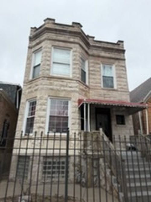 742 N Trumbull Ave, Chicago, IL, 60624-1457 | Card Image