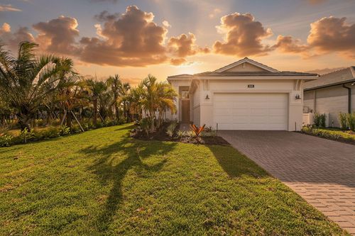 9694 St. Germain Dr, Palm Beach Gardens, FL, 33412-0015 | Card Image