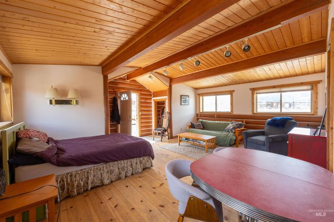 130 Valley Creek Rd, House other with 3 bedrooms, 3 bathrooms and 1 parking in Stanley ID | Image 22