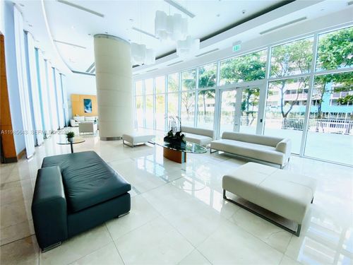 apt-2210-2101 Brickell Ave, Miami, FL, 33129-2124 | Card Image