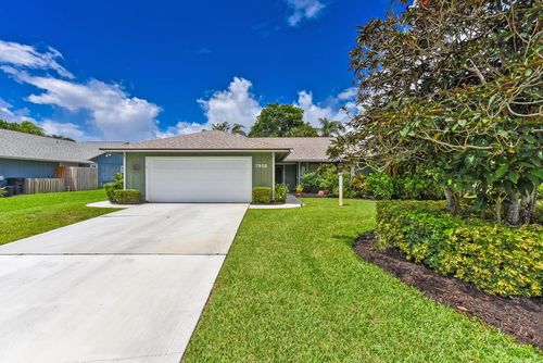 7906 Se Trenton Ave, Hobe Sound, FL, 33455-5849 | Card Image