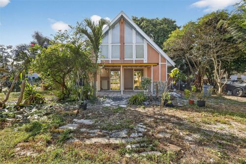 611 Broward Ave, Greenacres, FL, 33463-2007 | Card Image