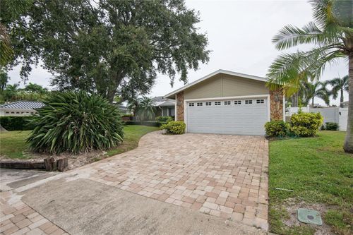 13511 Rustic Pines Blvd S, Seminole, FL, 33776-2332 | Card Image