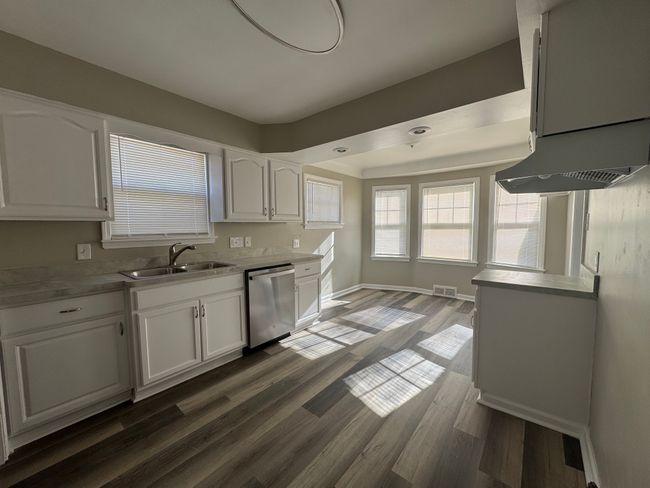 22051 Firwood Ave, House other with 3 bedrooms, 2 bathrooms and null parking in Eastpointe MI | Image 6