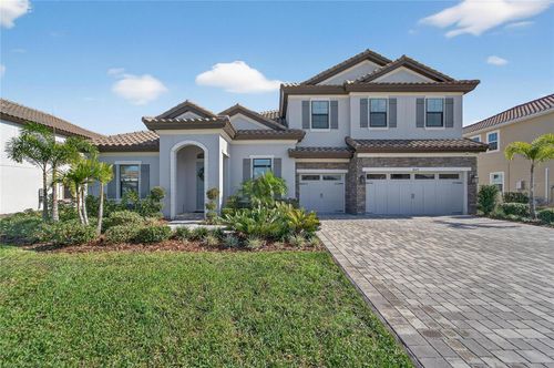 10579 Meadowrun Dr, Lithia, FL, 33547-2861 | Card Image