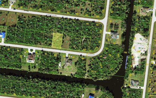 319 Denver Dr, PORT CHARLOTTE, FL, 33954-2069 | Card Image