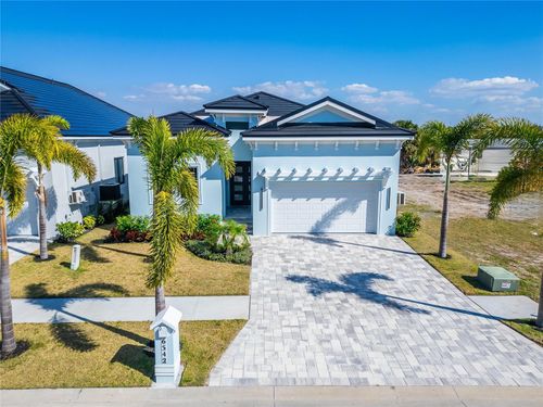 6542 Simone Shores Cir, APOLLO BEACH, FL, 33572-2207 | Card Image