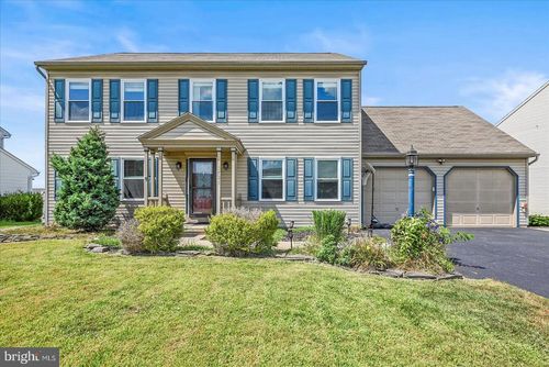 3731 Wheatland Dr, DOVER, PA, 17315-5411 | Card Image