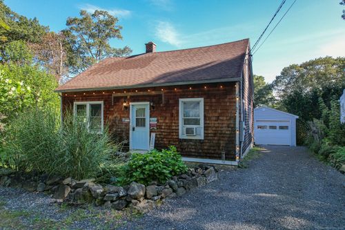 25 Iroquois Rd, Watertown, CT, 06795-2359 | Card Image