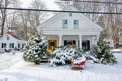 18 Waldo Avenue, Belfast, ME, 04915 | Card Image