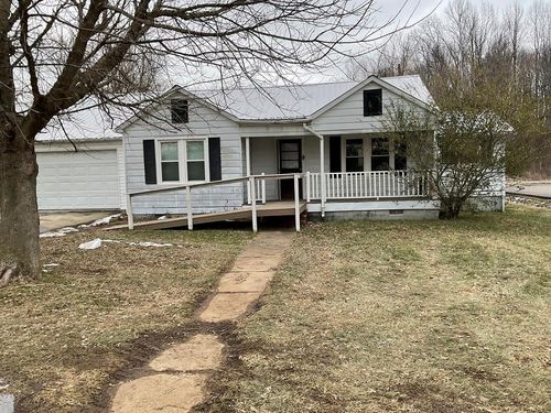 308 W Main St, Byrdstown, TN, 38549-2402 | Card Image