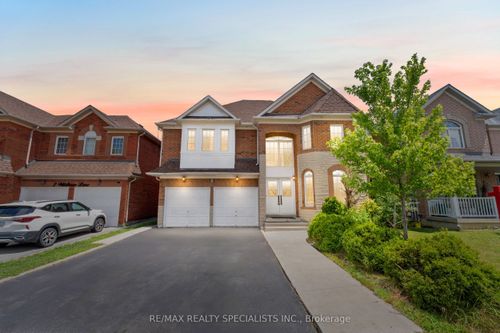5 Wildhorse Lane, Brampton, ON, L6R2E4 | Card Image