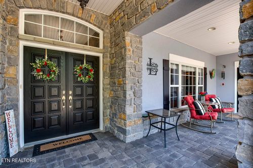 104 Greenfinch Dr, Vonore, TN, 37885-5385 | Card Image