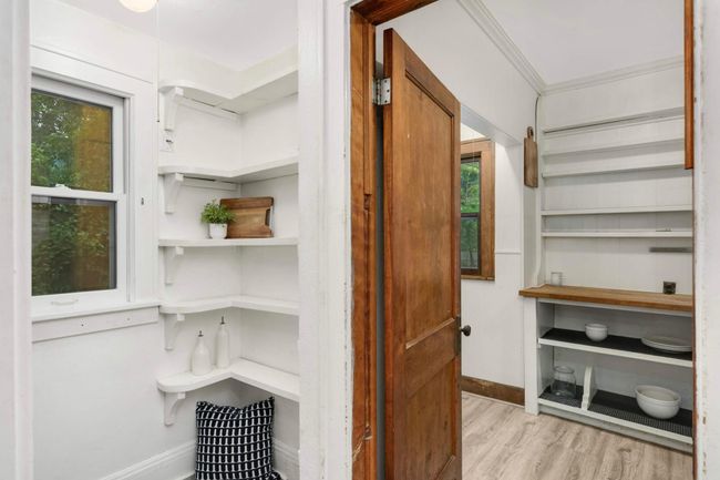 Great back entry for storage | Image 12