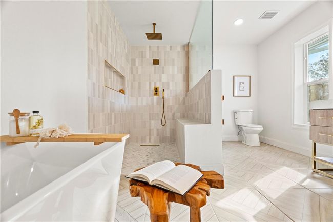 4320 Middle Lake Dr, House other with 4 bedrooms, 3 bathrooms and null parking in TAMPA FL | Image 14