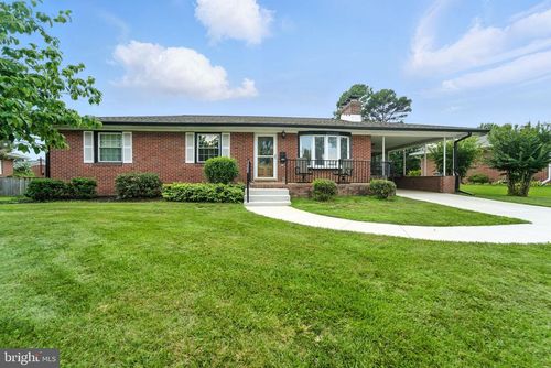 709 Greentree Rd, LINTHICUM, MD, 21090-2105 | Card Image