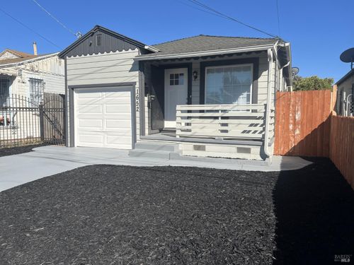 1652 71st Ave, Oakland, CA, 94621-3106 | Card Image