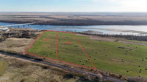 2 Lewis And Clark Trl, Washburn, ND, 58577 | Card Image