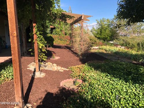 b-3190 Coronado Way, Reno, NV, 89503-1822 | Card Image