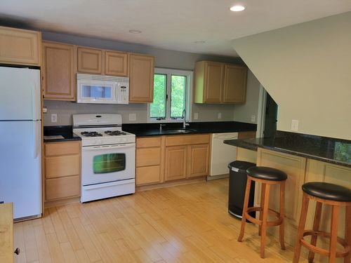 37-37 Golden Hills Rd, Saugus, MA, 01906-4002 | Card Image