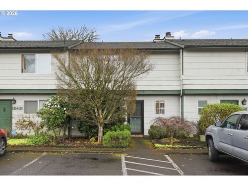 345 Ne 105th St, Vancouver, WA, 98685-5319 | Card Image