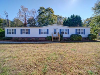 824 Joseph Antoon Circle, House other with 3 bedrooms, 3 bathrooms and null parking in Stanley NC | Image 1