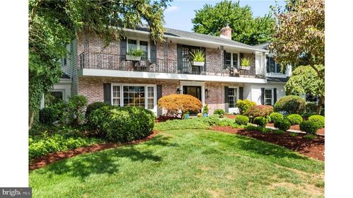 888 Gainsway Rd, YARDLEY, PA, 19067-3074 | Card Image