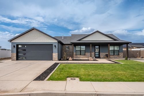 4328 W 250 N, Cedar City, UT, 84720 | Card Image