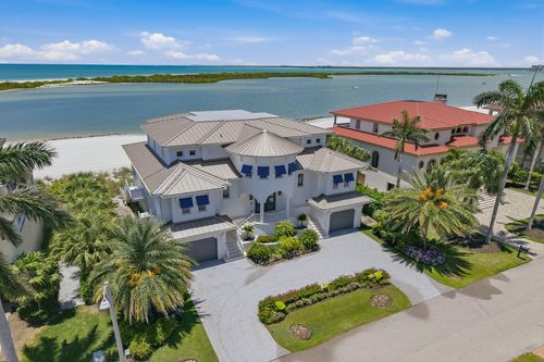 158 Beach Dr, MARCO ISLAND, FL, 34145-1831 | Card Image