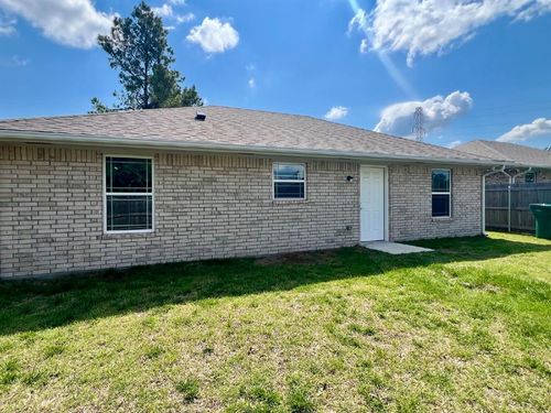2823 Juvene Cir, Spencer, OK, 73084-3532 | Card Image