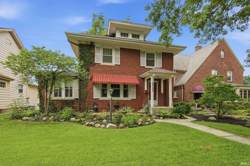 2721 West Dr, Fort Wayne, IN, 46805-3626 | Card Image