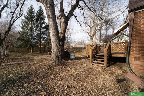 6004 Florence Blvd, Omaha, NE, 68110-1038 | Card Image