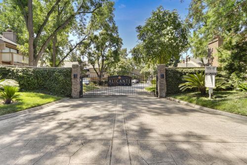 apt-3-521 Woodside Oaks, Sacramento, CA, 95825-4848 | Card Image