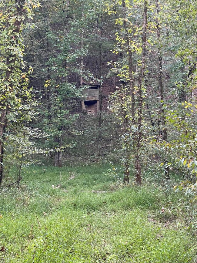 Hunting house on the property | Image 113