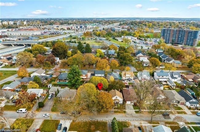 246 York St, House other with 3 bedrooms, 2 bathrooms and 3 parking in Saint Catharines ON | Image 35