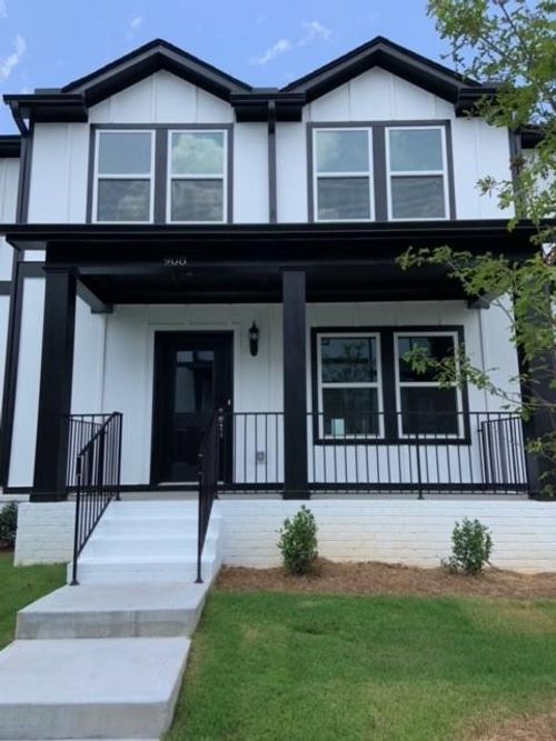 908 Sweetwater Grv, Woodstock, GA, 30188-6113 | Card Image