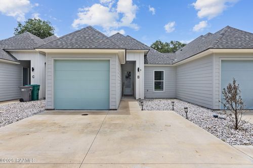 b-300 Avenue B, Broussard, LA, 70518-4041 | Card Image
