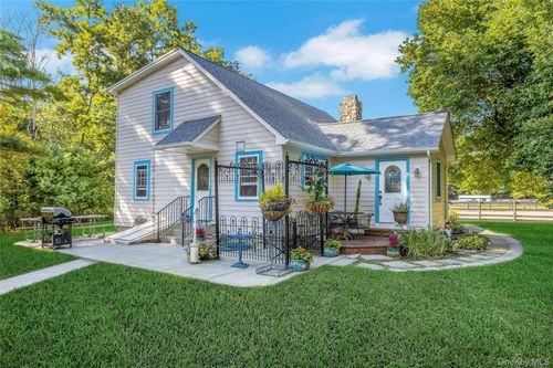 73 Lake Ellis Rd, Wingdale, NY, 12594-1034 | Card Image