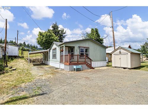 426 Cedar St, Yoncalla, OR, 97499-8709 | Card Image