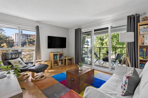 312-808 E 8th Ave, Vancouver, BC, V5T1T5 | Card Image